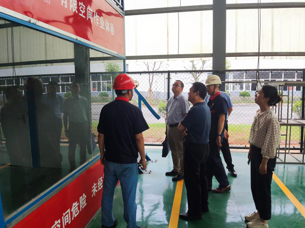 省應(yīng)急廳法規(guī)處到公司調(diào)研 省應(yīng)急廳法規(guī)處到公司調(diào)研